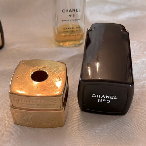 CHANEL No 5" Eau de Cologne Spray by Chanel, 1-1/2  oz - Picture 4 of 8
